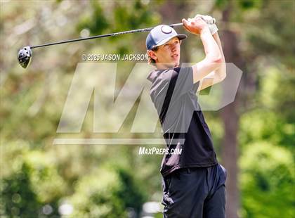 Thumbnail 2 in NCHSAA 2A Finals (Round 2) photogallery.