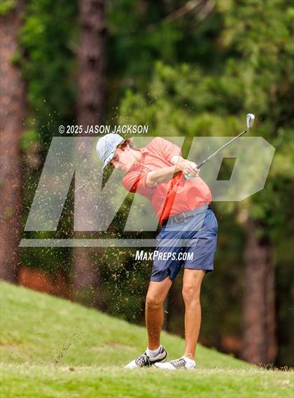 Thumbnail 3 in NCHSAA 2A Finals (Round 2) photogallery.