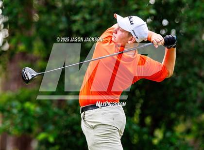 Thumbnail 3 in NCHSAA 2A Finals (Round 2) photogallery.