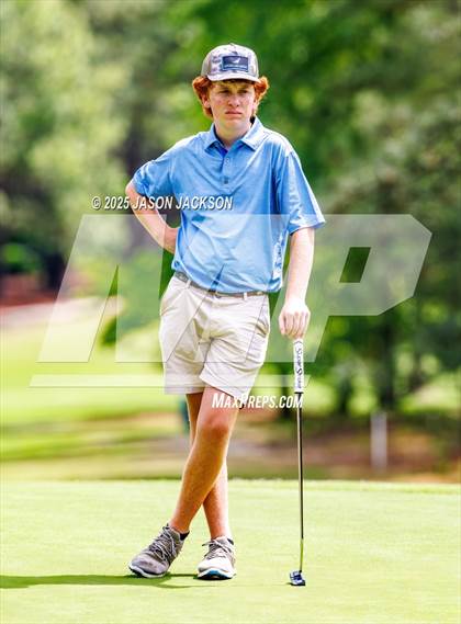 Thumbnail 1 in NCHSAA 2A Finals (Round 2) photogallery.