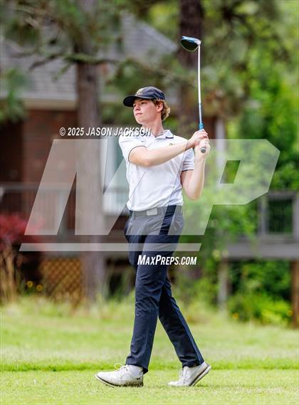 Thumbnail 1 in NCHSAA 2A Finals (Round 2) photogallery.
