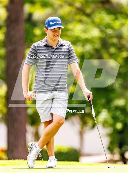 Thumbnail 2 in NCHSAA 2A Finals (Round 2) photogallery.