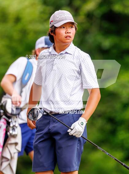 Thumbnail 3 in NCHSAA 2A Finals (Round 2) photogallery.