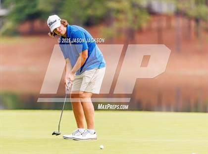 Thumbnail 1 in NCHSAA 2A Finals (Round 2) photogallery.