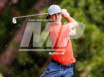 Thumbnail 2 in NCHSAA 2A Finals (Round 2) photogallery.