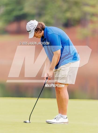 Thumbnail 2 in NCHSAA 2A Finals (Round 2) photogallery.