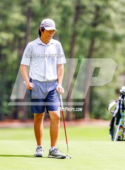 Thumbnail 2 in NCHSAA 2A Finals (Round 2) photogallery.