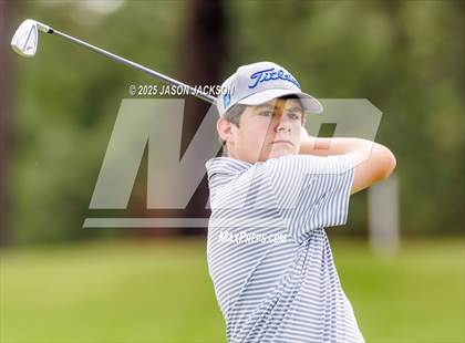 Thumbnail 3 in NCHSAA 2A Finals (Round 2) photogallery.