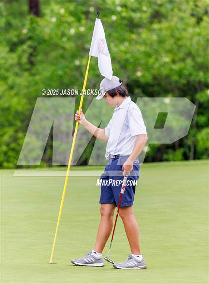 Thumbnail 1 in NCHSAA 2A Finals (Round 2) photogallery.