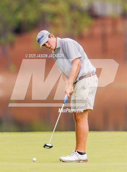 Thumbnail 1 in NCHSAA 2A Finals (Round 2) photogallery.