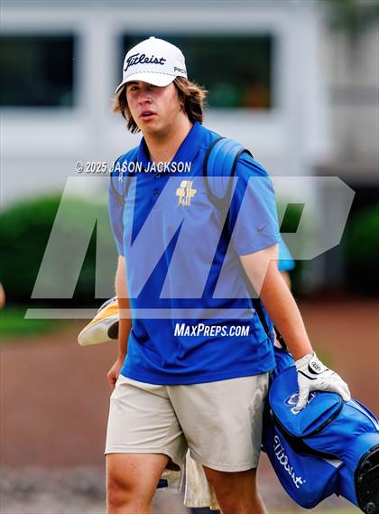Thumbnail 2 in NCHSAA 2A Finals (Round 2) photogallery.