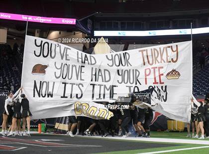 Thumbnail 2 in Jordan vs. Summer Creek (UIL 6A Division 2 Football Region 3 Regional) photogallery.