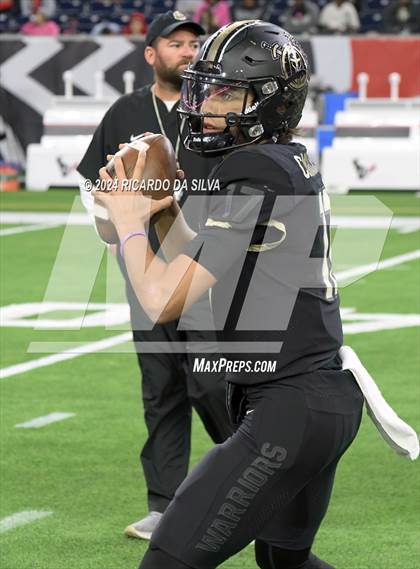 Thumbnail 2 in Jordan vs. Summer Creek (UIL 6A Division 2 Football Region 3 Regional) photogallery.