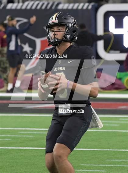 Thumbnail 2 in Jordan vs. Summer Creek (UIL 6A Division 2 Football Region 3 Regional) photogallery.