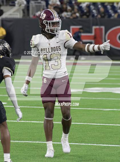 Thumbnail 2 in Jordan vs. Summer Creek (UIL 6A Division 2 Football Region 3 Regional) photogallery.