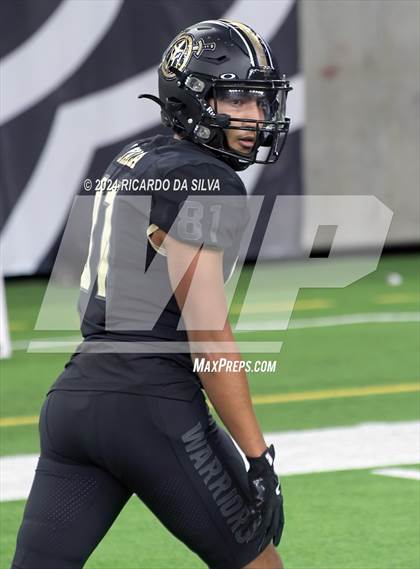 Thumbnail 1 in Jordan vs. Summer Creek (UIL 6A Division 2 Football Region 3 Regional) photogallery.