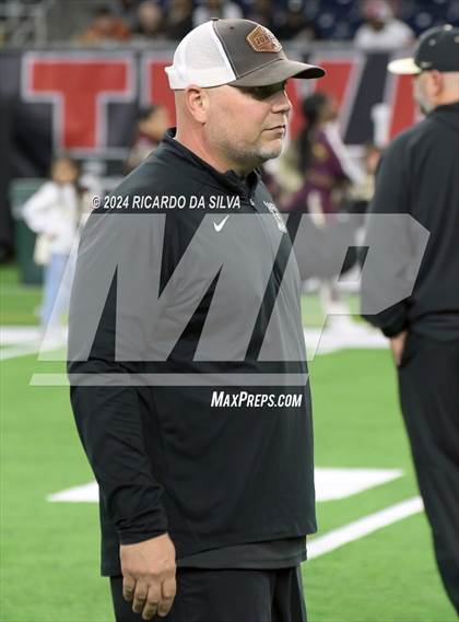 Thumbnail 3 in Jordan vs. Summer Creek (UIL 6A Division 2 Football Region 3 Regional) photogallery.