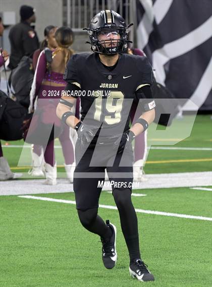 Thumbnail 1 in Jordan vs. Summer Creek (UIL 6A Division 2 Football Region 3 Regional) photogallery.