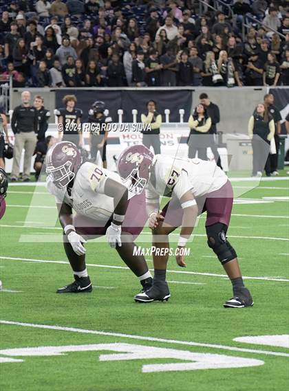 Thumbnail 2 in Jordan vs. Summer Creek (UIL 6A Division 2 Football Region 3 Regional) photogallery.