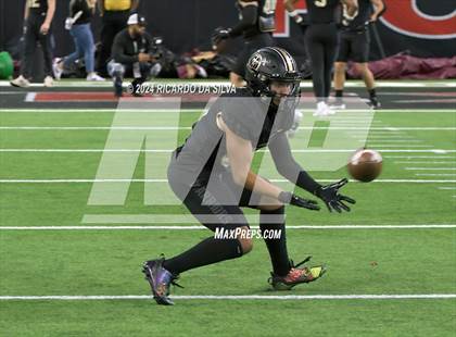 Thumbnail 1 in Jordan vs. Summer Creek (UIL 6A Division 2 Football Region 3 Regional) photogallery.