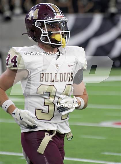 Thumbnail 1 in Jordan vs. Summer Creek (UIL 6A Division 2 Football Region 3 Regional) photogallery.
