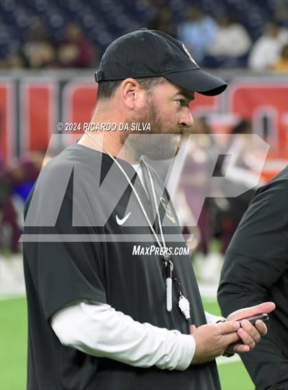 Thumbnail 2 in Jordan vs. Summer Creek (UIL 6A Division 2 Football Region 3 Regional) photogallery.