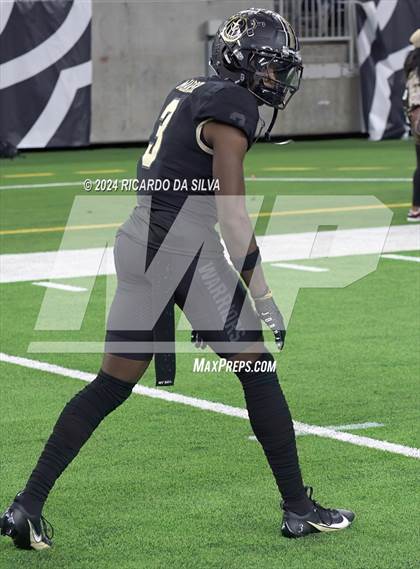 Thumbnail 1 in Jordan vs. Summer Creek (UIL 6A Division 2 Football Region 3 Regional) photogallery.