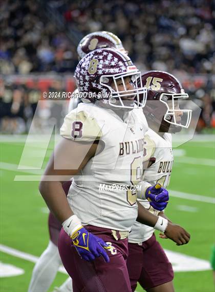 Thumbnail 1 in Jordan vs. Summer Creek (UIL 6A Division 2 Football Region 3 Regional) photogallery.