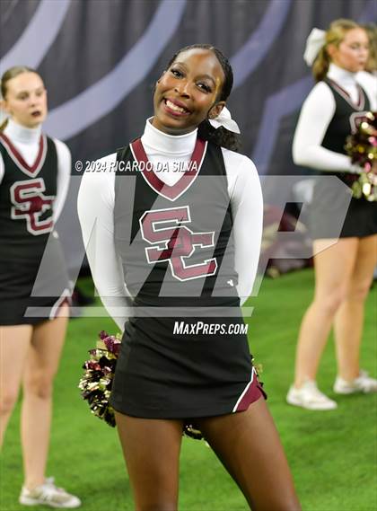 Thumbnail 1 in Jordan vs. Summer Creek (UIL 6A Division 2 Football Region 3 Regional) photogallery.