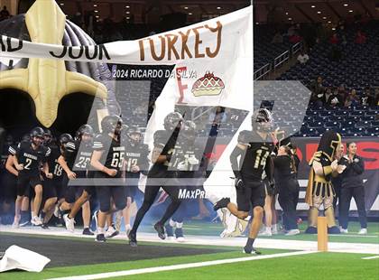 Thumbnail 2 in Jordan vs. Summer Creek (UIL 6A Division 2 Football Region 3 Regional) photogallery.