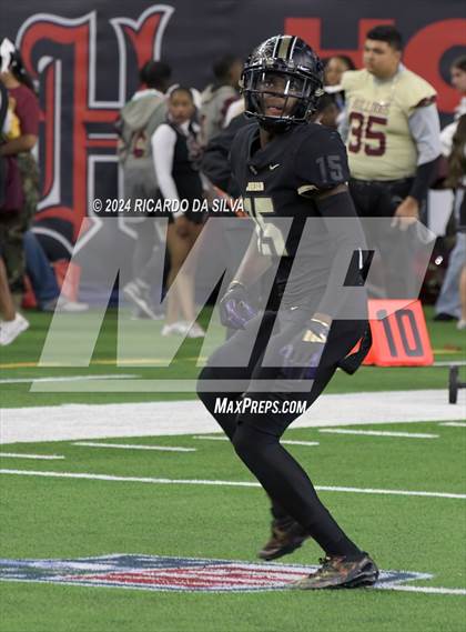 Thumbnail 1 in Jordan vs. Summer Creek (UIL 6A Division 2 Football Region 3 Regional) photogallery.