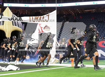 Thumbnail 3 in Jordan vs. Summer Creek (UIL 6A Division 2 Football Region 3 Regional) photogallery.