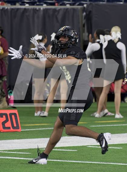 Thumbnail 3 in Jordan vs. Summer Creek (UIL 6A Division 2 Football Region 3 Regional) photogallery.