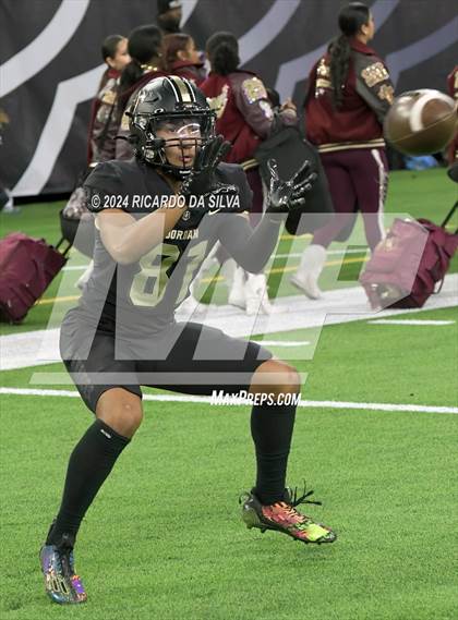 Thumbnail 2 in Jordan vs. Summer Creek (UIL 6A Division 2 Football Region 3 Regional) photogallery.