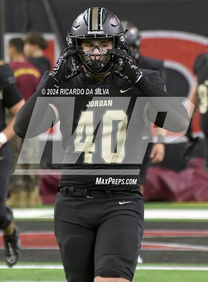 Thumbnail 3 in Jordan vs. Summer Creek (UIL 6A Division 2 Football Region 3 Regional) photogallery.
