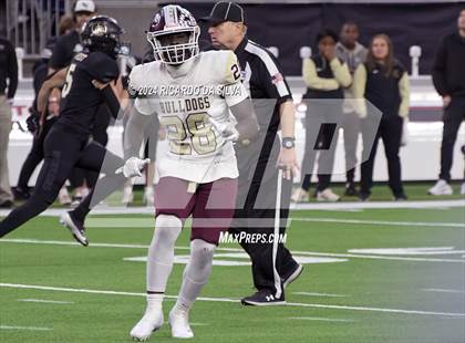 Thumbnail 1 in Jordan vs. Summer Creek (UIL 6A Division 2 Football Region 3 Regional) photogallery.
