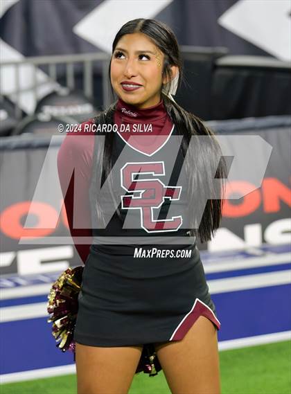 Thumbnail 1 in Jordan vs. Summer Creek (UIL 6A Division 2 Football Region 3 Regional) photogallery.