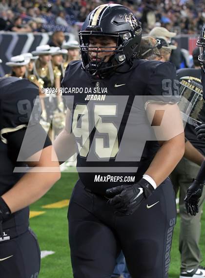 Thumbnail 2 in Jordan vs. Summer Creek (UIL 6A Division 2 Football Region 3 Regional) photogallery.