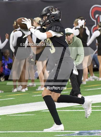 Thumbnail 3 in Jordan vs. Summer Creek (UIL 6A Division 2 Football Region 3 Regional) photogallery.