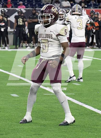 Thumbnail 3 in Jordan vs. Summer Creek (UIL 6A Division 2 Football Region 3 Regional) photogallery.