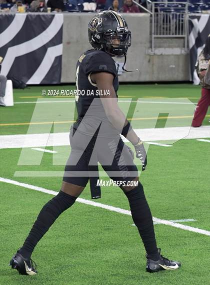 Thumbnail 3 in Jordan vs. Summer Creek (UIL 6A Division 2 Football Region 3 Regional) photogallery.