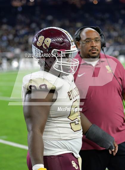 Thumbnail 2 in Jordan vs. Summer Creek (UIL 6A Division 2 Football Region 3 Regional) photogallery.