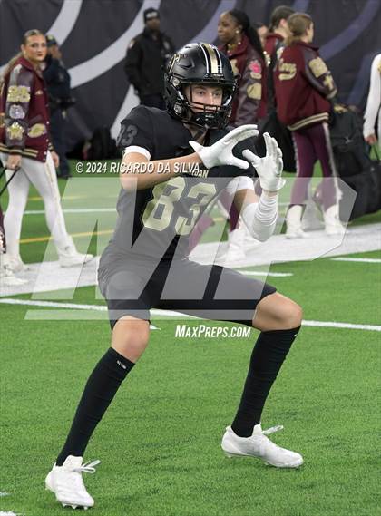 Thumbnail 2 in Jordan vs. Summer Creek (UIL 6A Division 2 Football Region 3 Regional) photogallery.