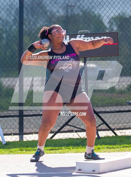 Thumbnail 3 in CHSAA 5A State Championships (Shotput Final) photogallery.