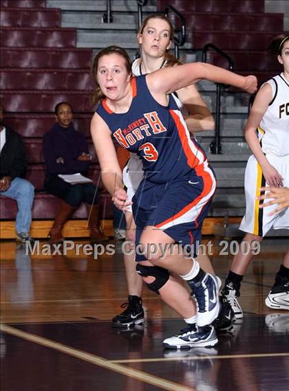 Thumbnail 3 in Forney vs McKinney North (Sherman Holiday Tournament) photogallery.