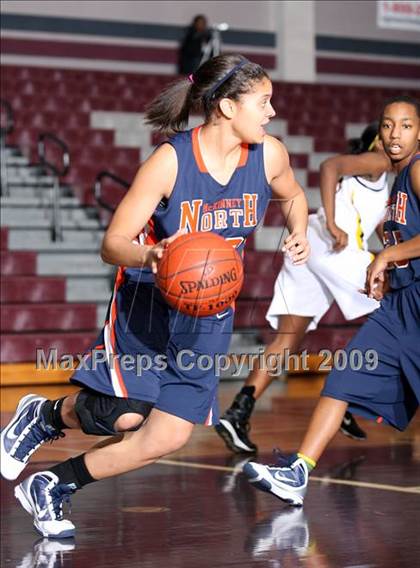 Thumbnail 2 in Forney vs McKinney North (Sherman Holiday Tournament) photogallery.