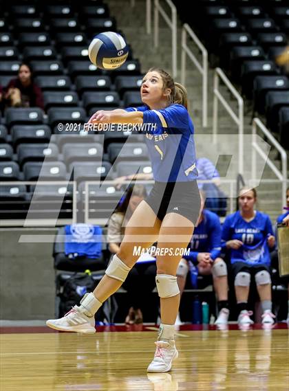 Thumbnail 2 in Fayetteville vs. Sulphur Bluff (UIL Volleyball 1A Semi-Finals) photogallery.