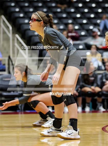 Thumbnail 1 in Fayetteville vs. Sulphur Bluff (UIL Volleyball 1A Semi-Finals) photogallery.