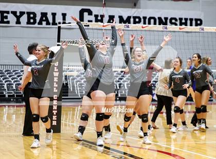 Thumbnail 1 in Fayetteville vs. Sulphur Bluff (UIL Volleyball 1A Semi-Finals) photogallery.