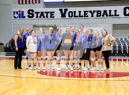Thumbnail 3 in Fayetteville vs. Sulphur Bluff (UIL Volleyball 1A Semi-Finals) photogallery.